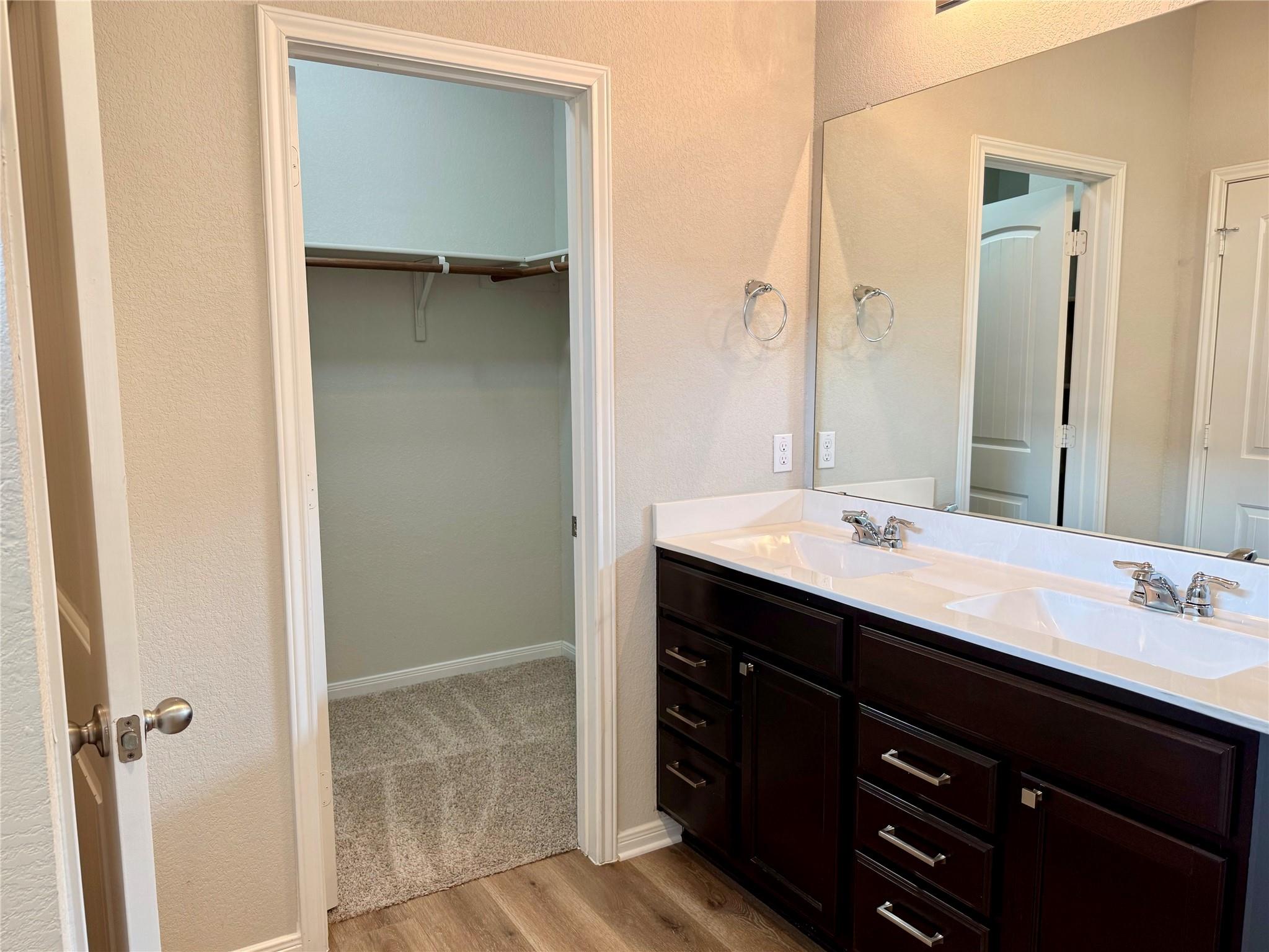 138 Jubilee Dr Property Photo 8