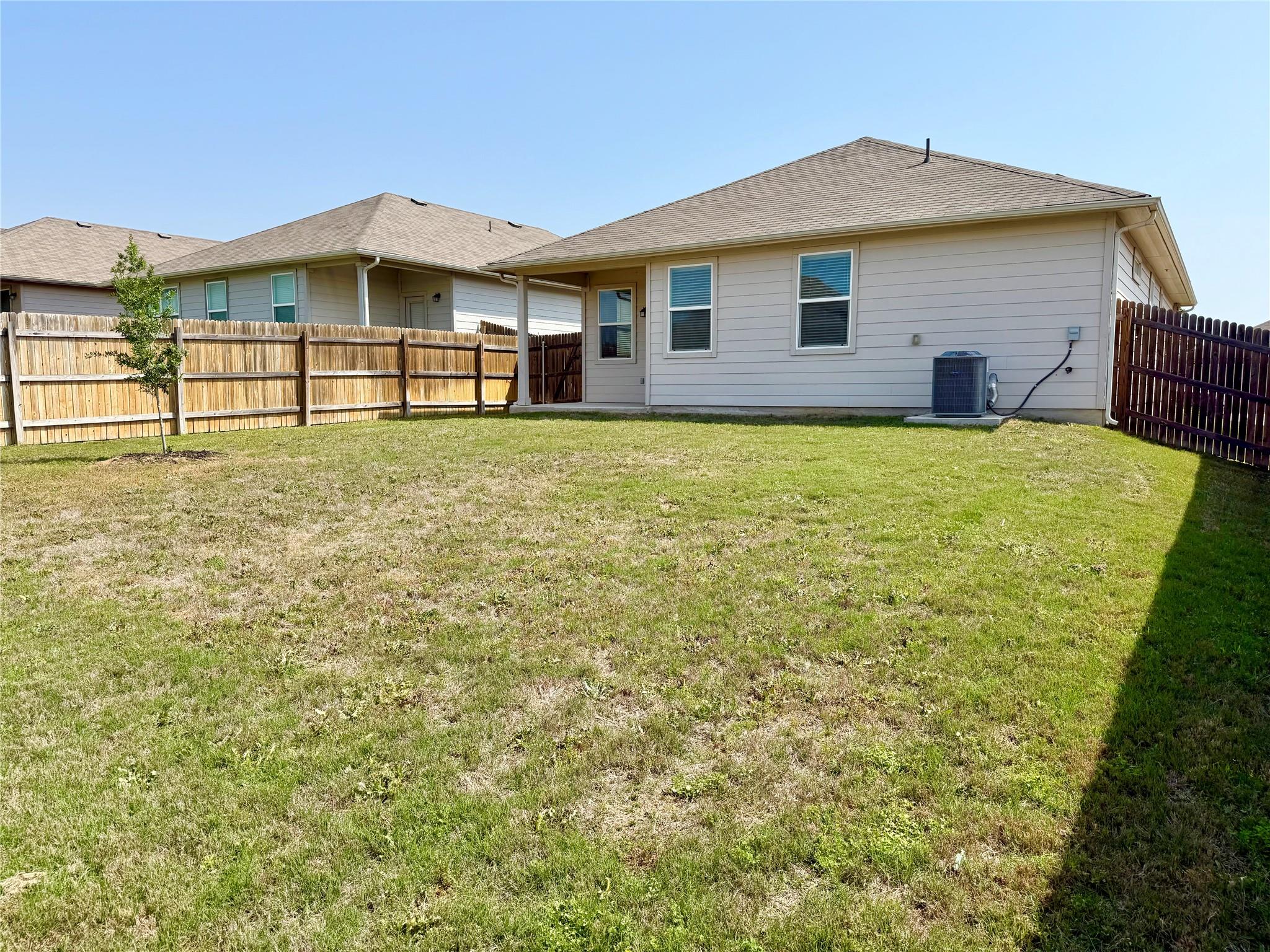 138 Jubilee Dr Property Photo 17