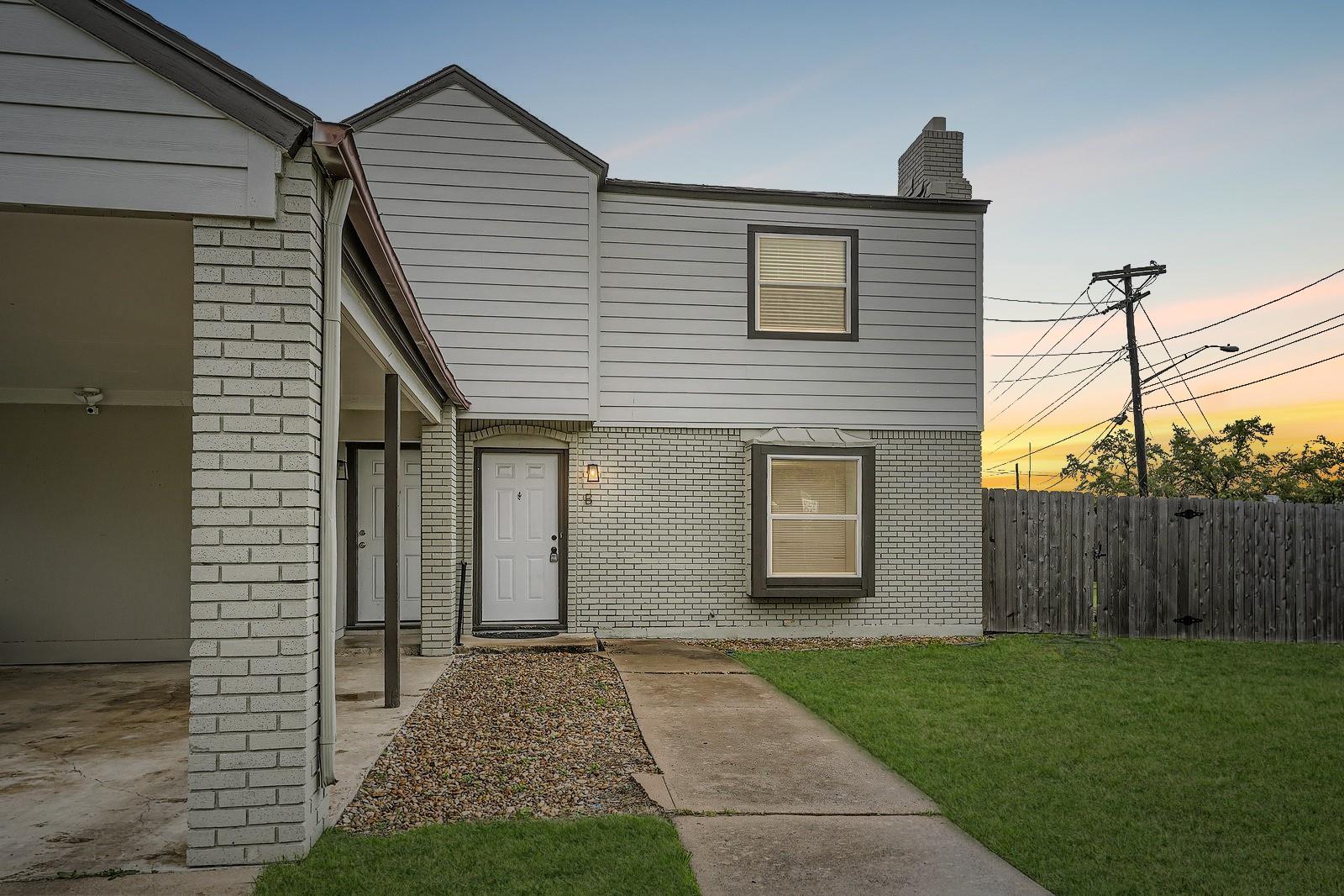 1306 E Saint Johns Ave Property Photo 1