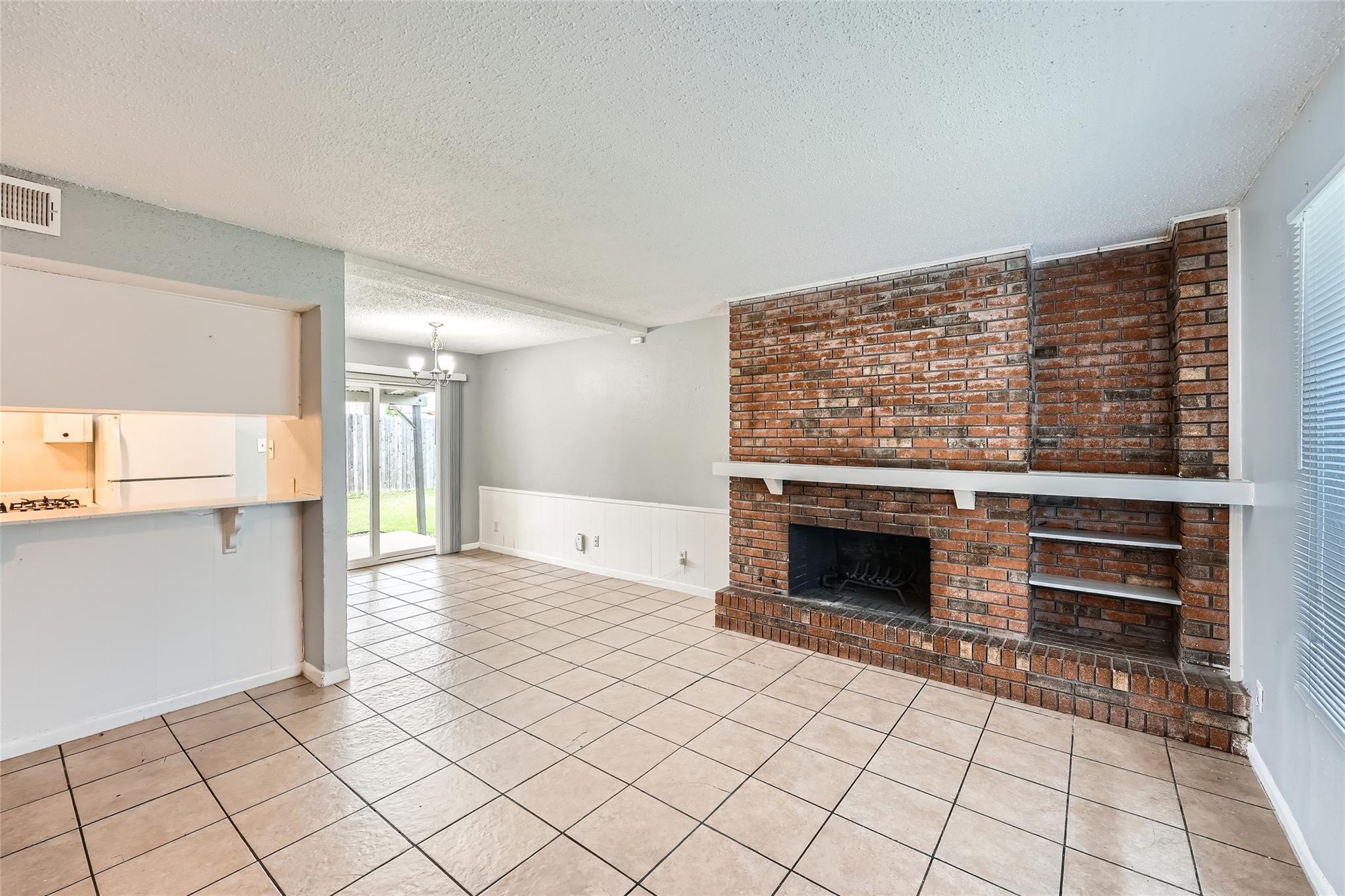 1306 E Saint Johns Ave Property Photo 8