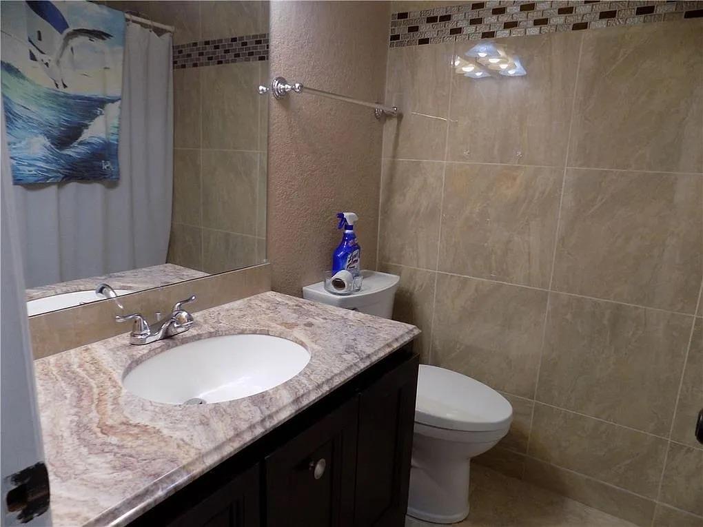 8402 Leesburg Cir Property Photo 9