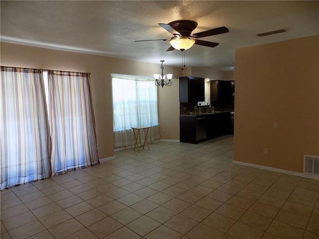 8402 Leesburg Cir Property Photo 17