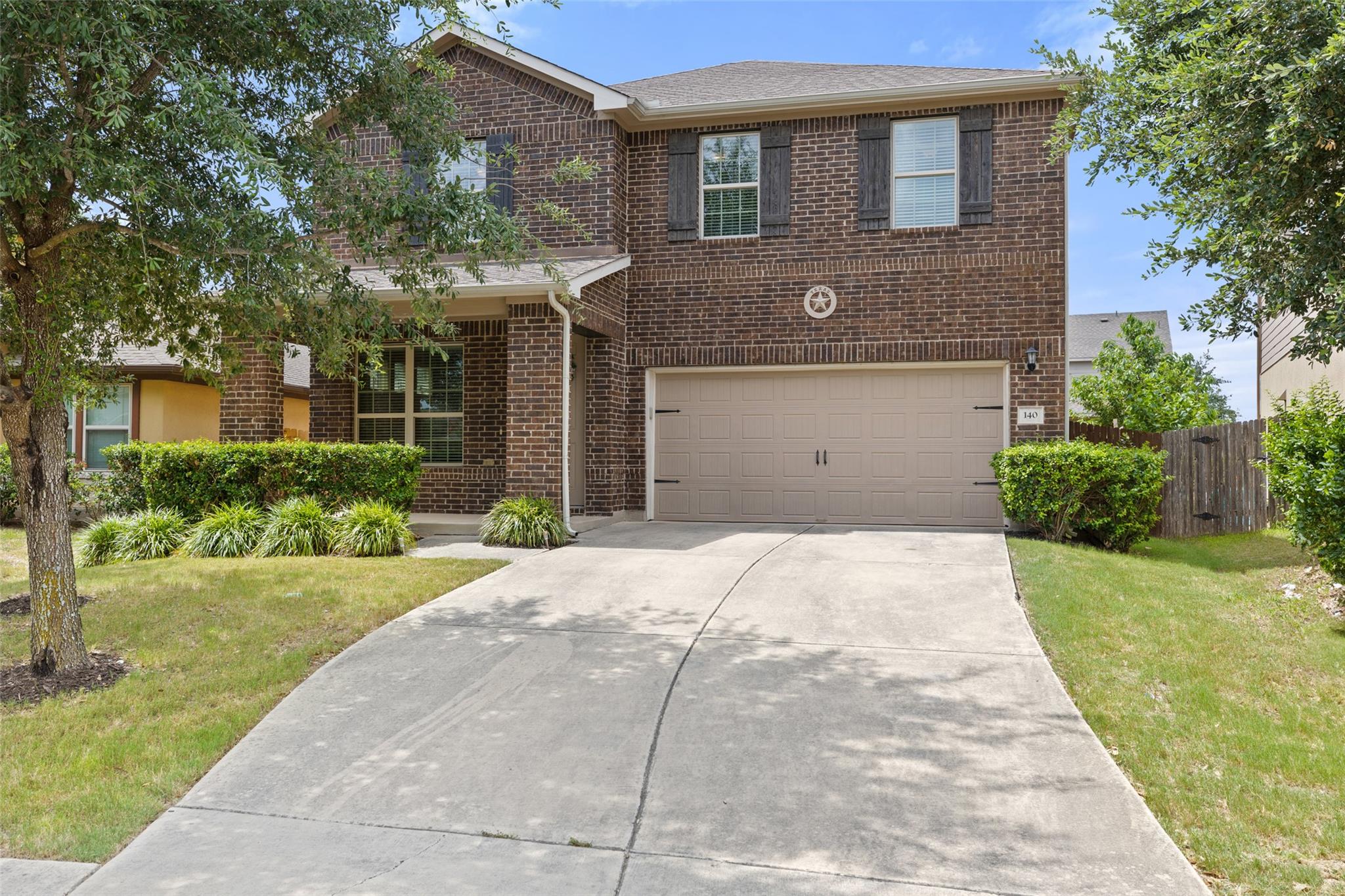 140 Brockston Dr Property Photo 1