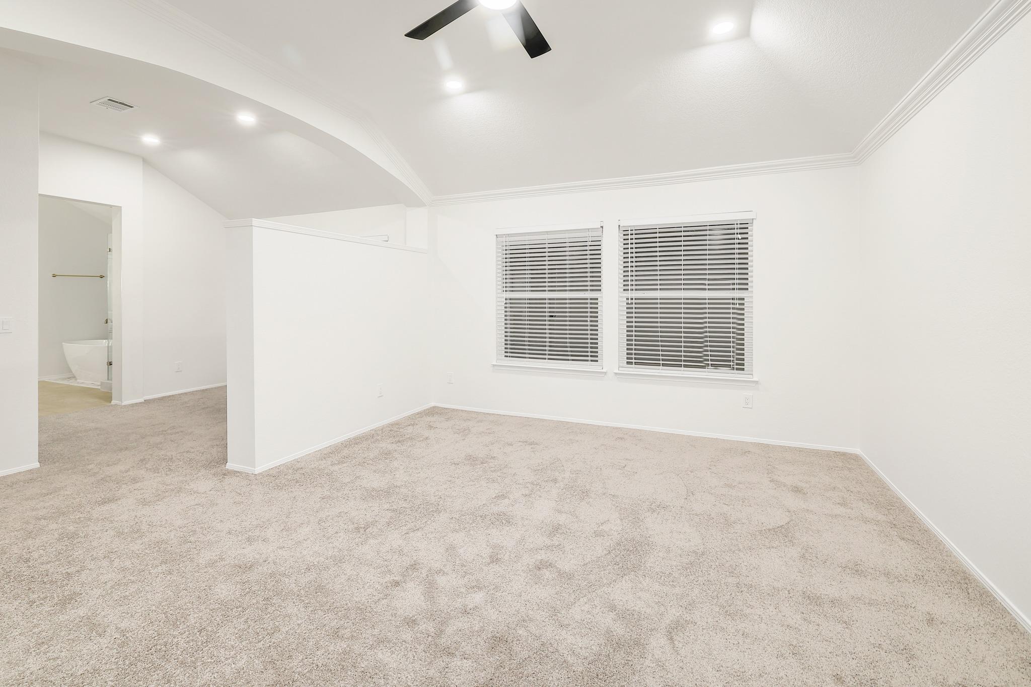 10810 Pinkney Ln Property Photo 16