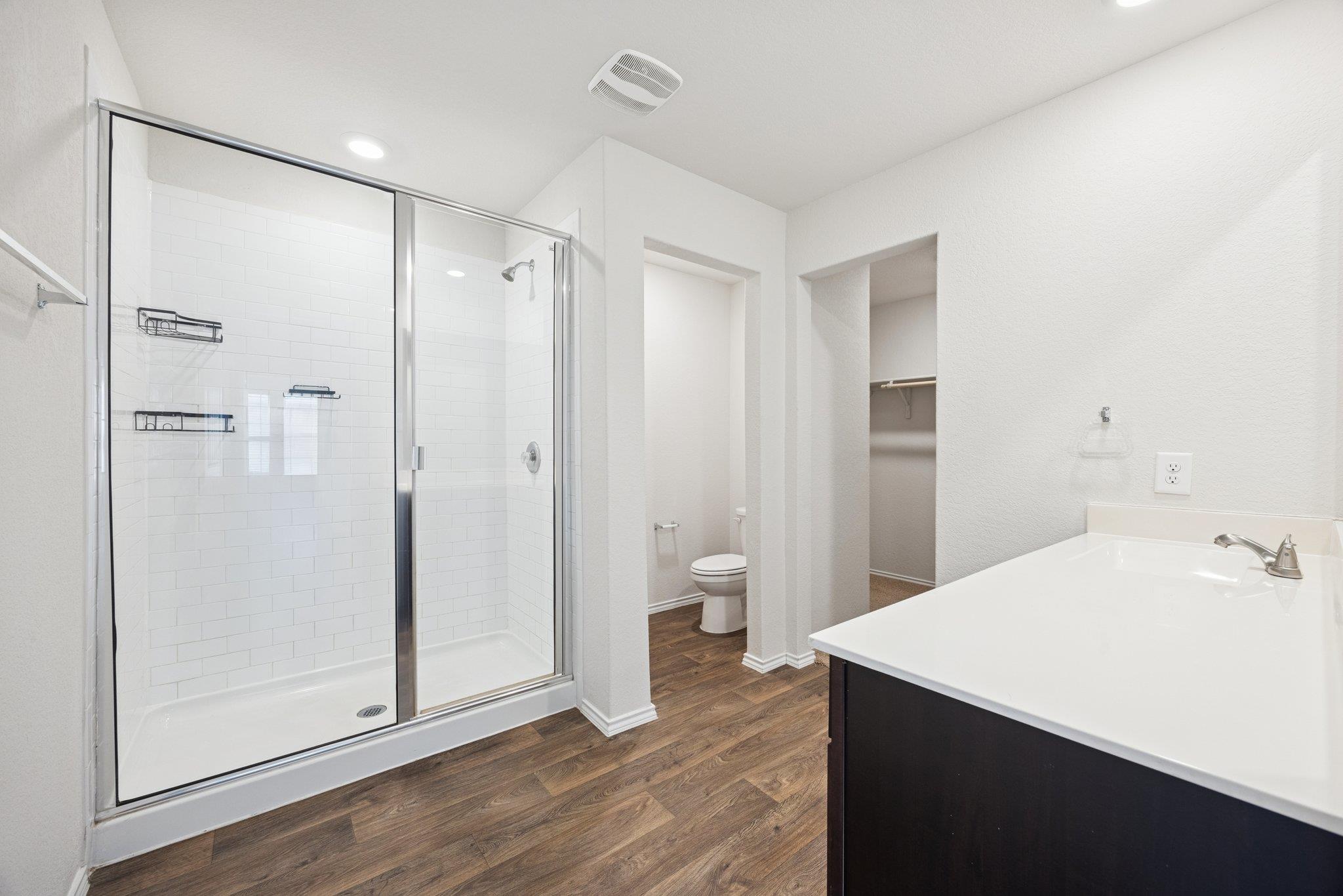 323 Shimmering Cv Property Photo 6