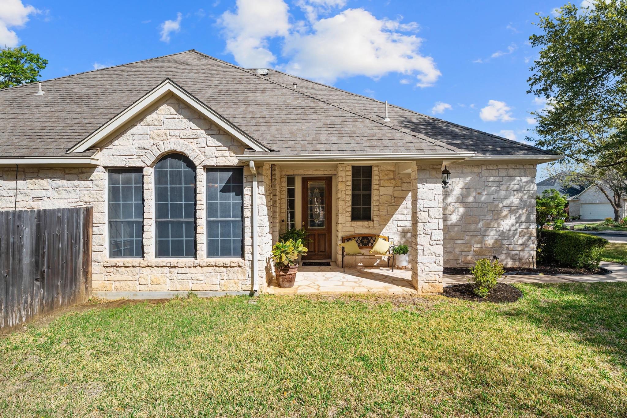 15016 Thatcher Dr Property Photo 4