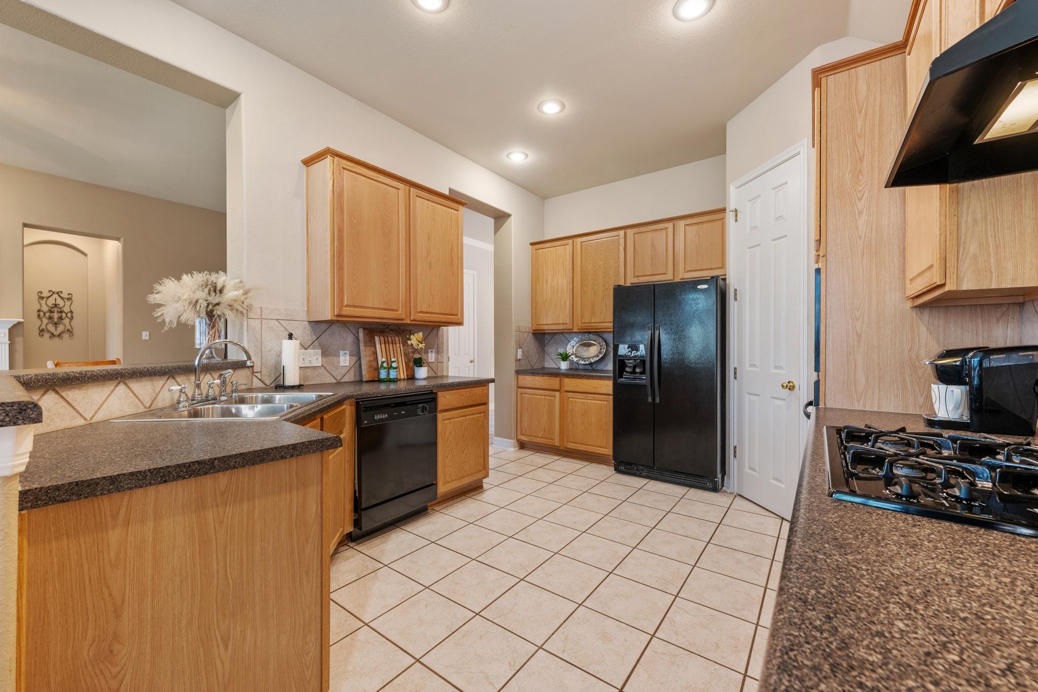 15016 Thatcher Dr Property Photo 12