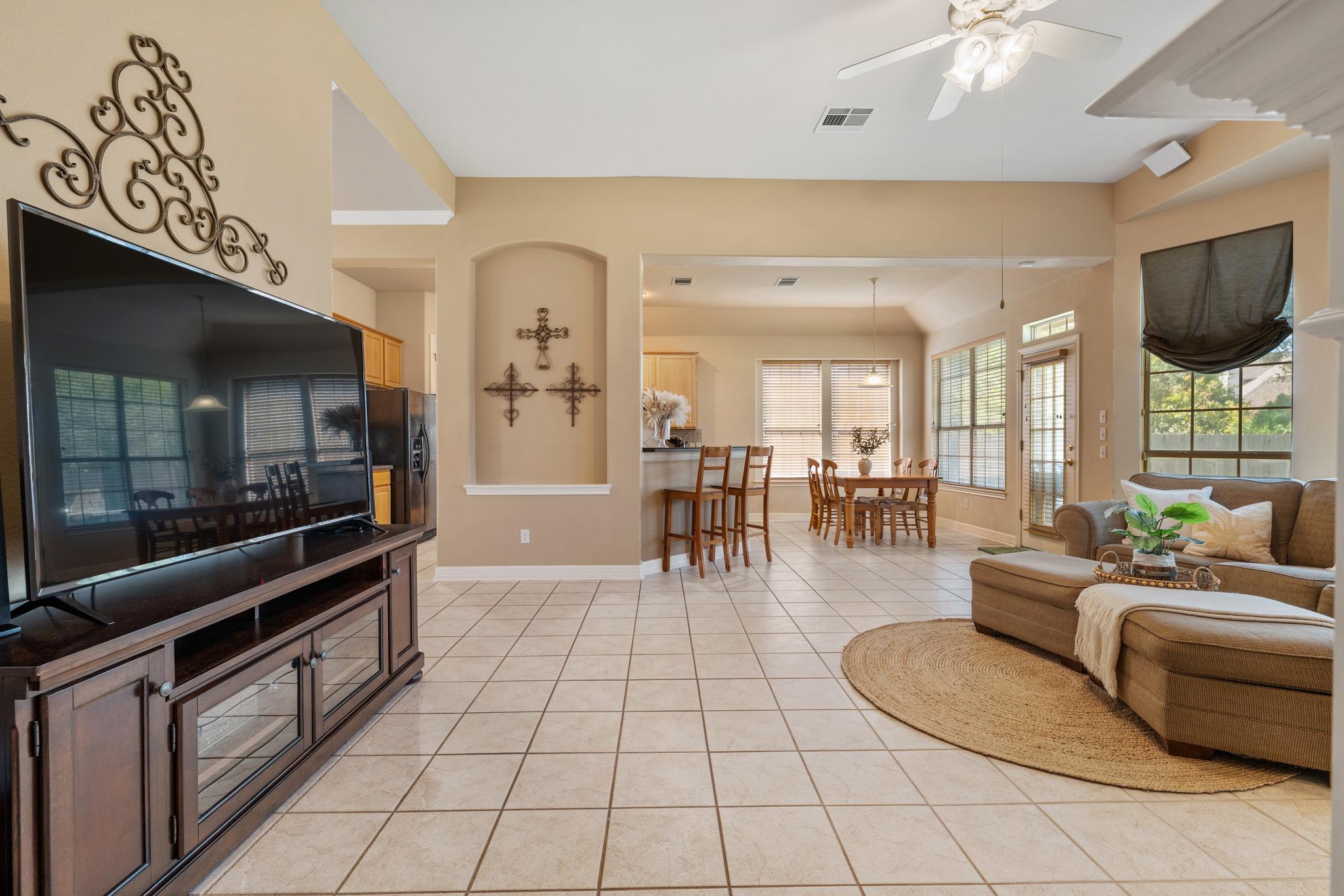 15016 Thatcher Dr Property Photo 17