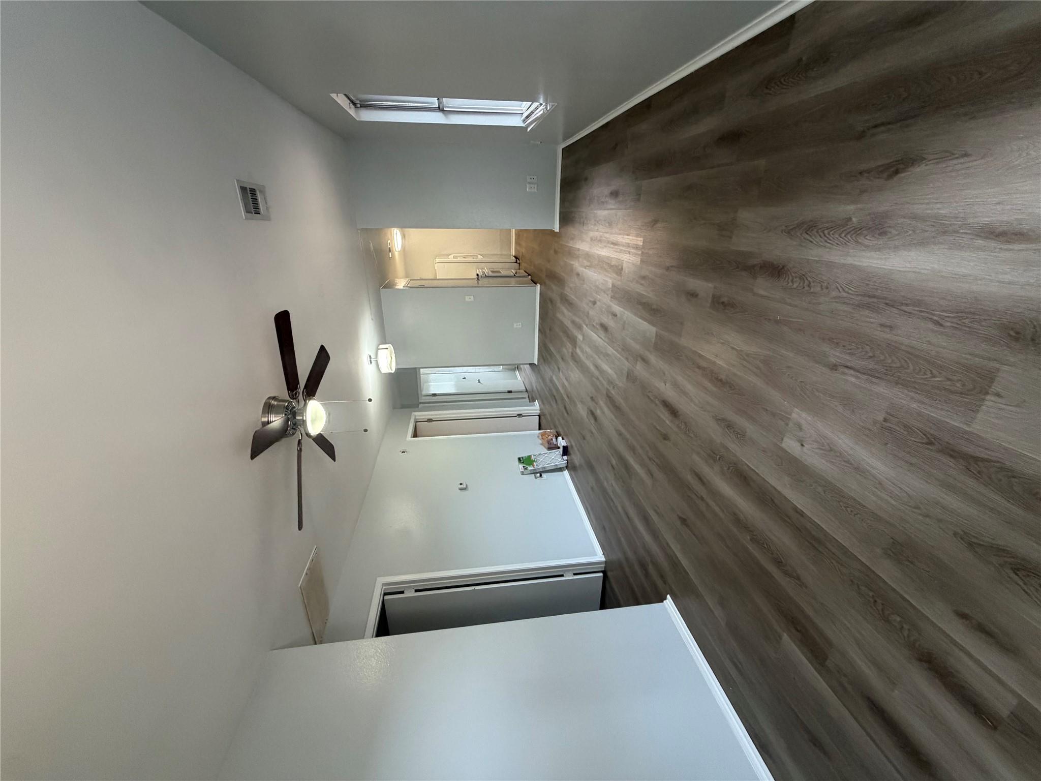 509 Central Ave #b Property Photo 3