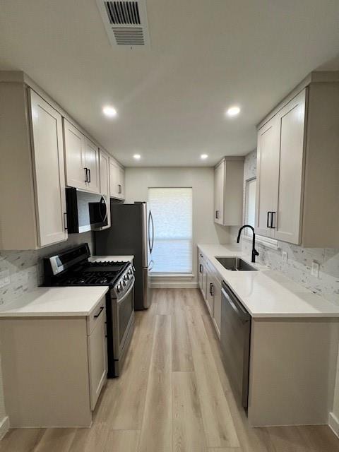 8012 Pinedale Cv #a Property Photo 10