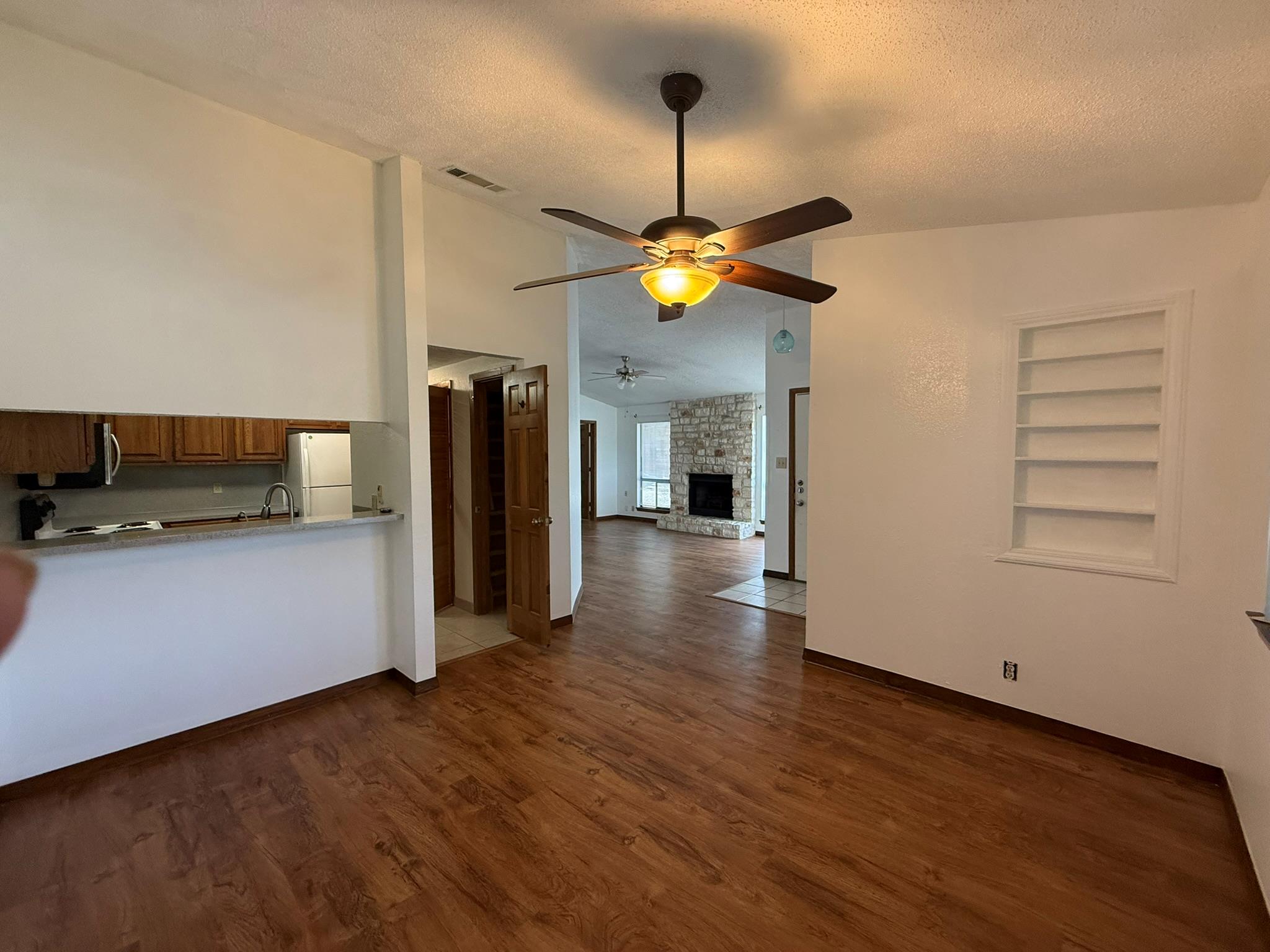 295 Mooring Cir #b Property Photo 8