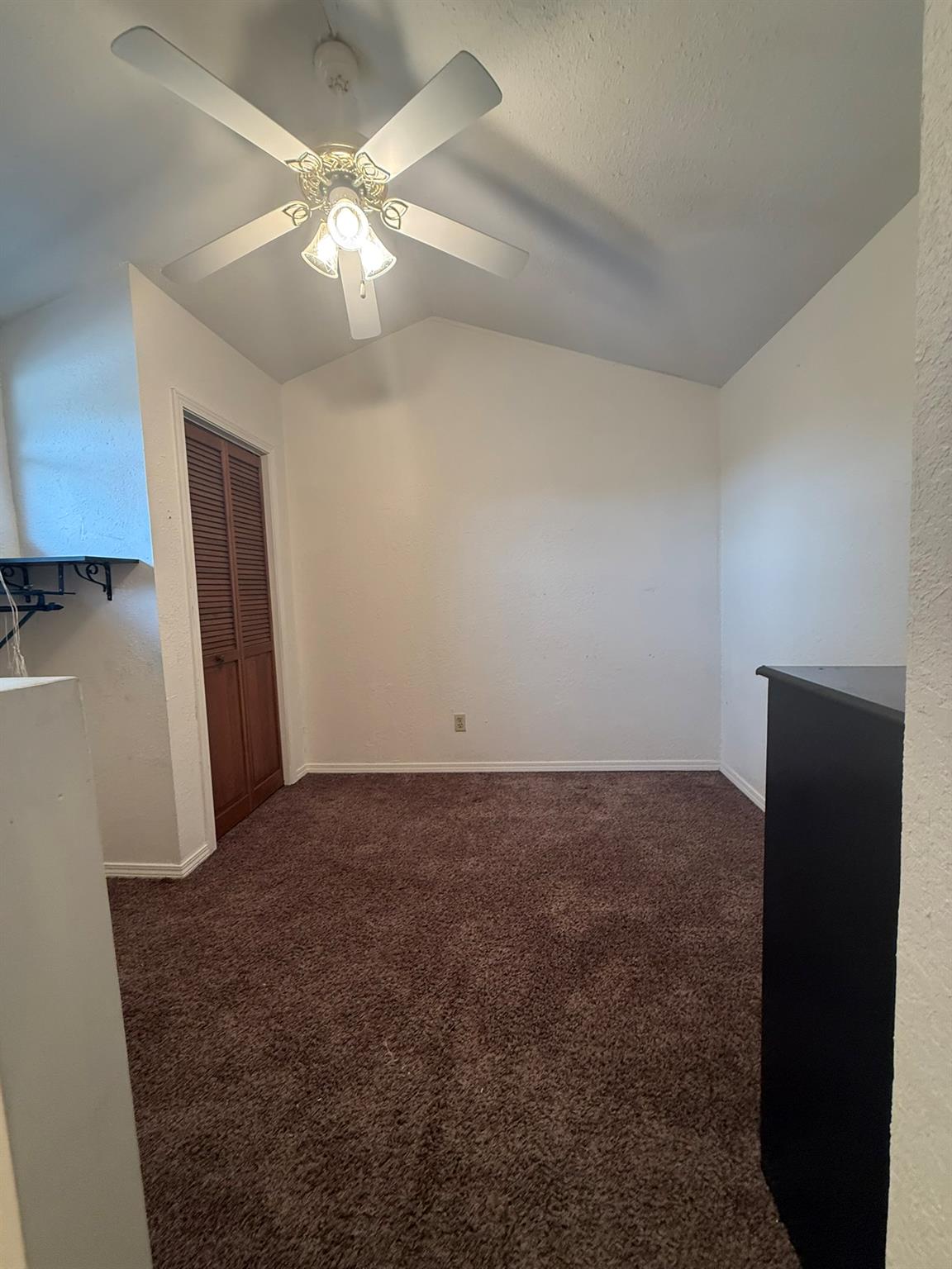 295 Mooring Cir #b Property Photo 10