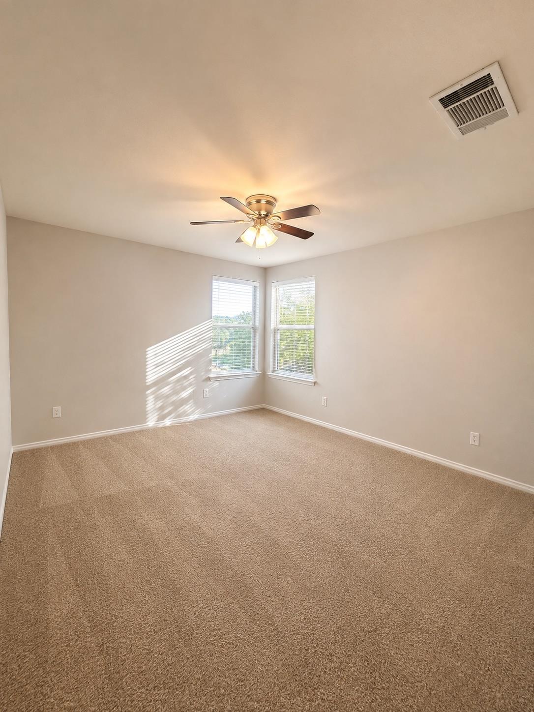 710 Alamo Plaza Dr Property Photo 16