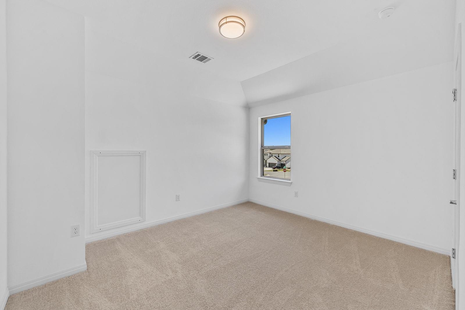 17609 Chamoix Dr Property Photo 14