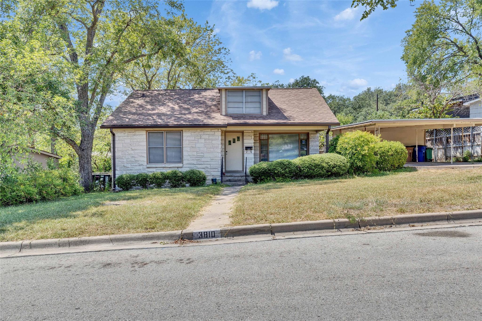3810 Brookview Rd Property Photo 1