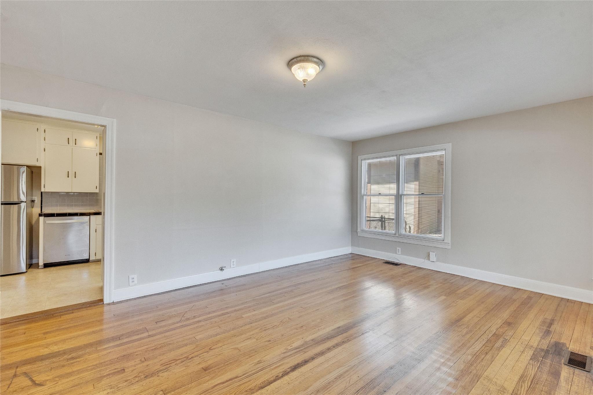 3810 Brookview Rd Property Photo 4