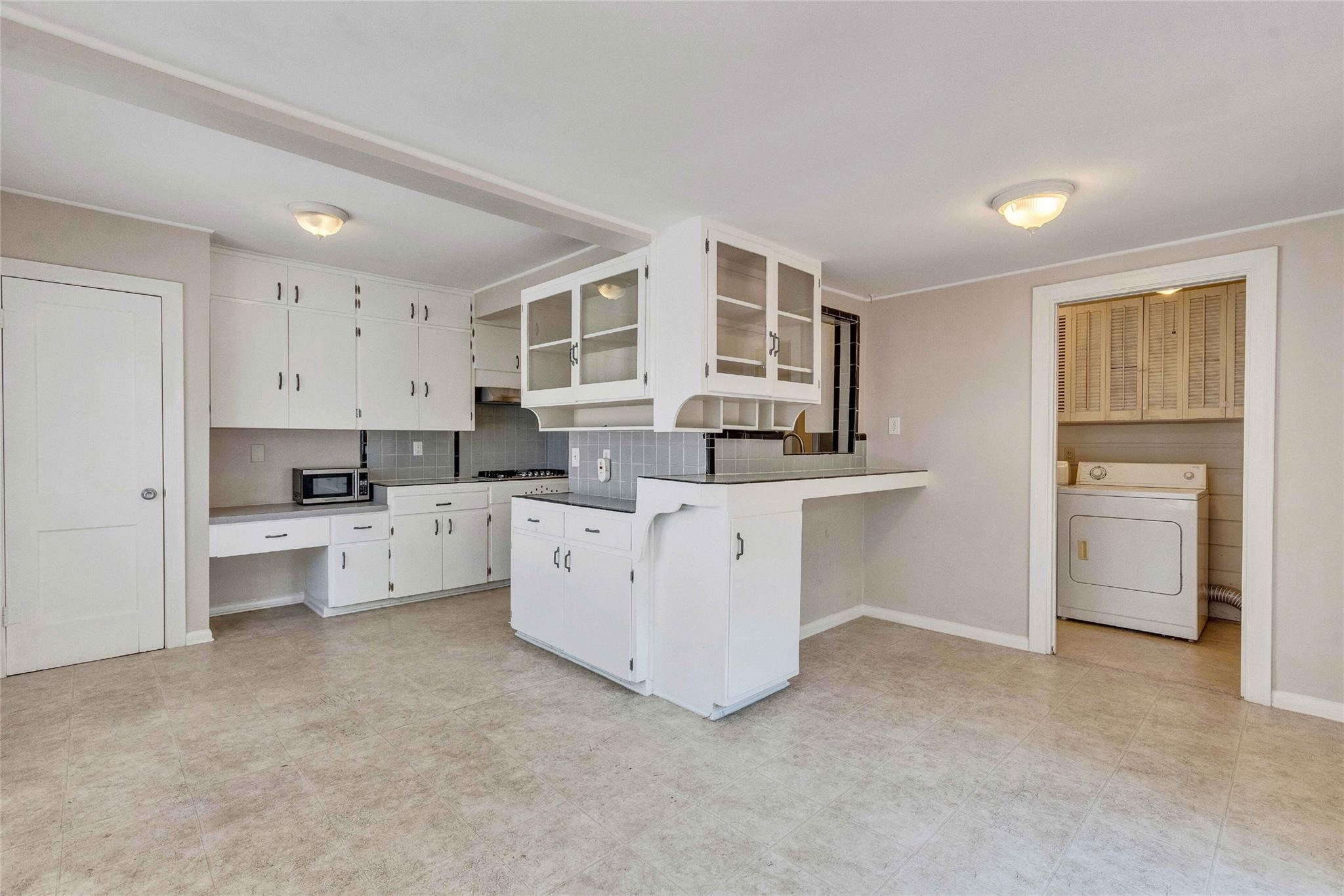 3810 Brookview Rd Property Photo 11