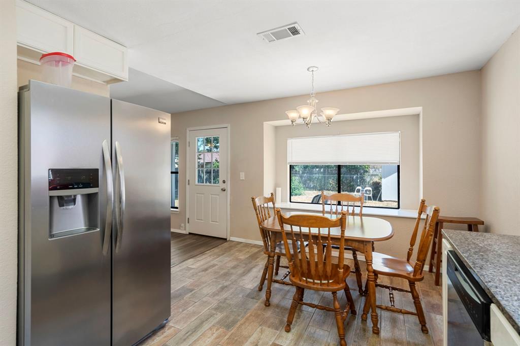1408 Wroxton Way Property Photo 12