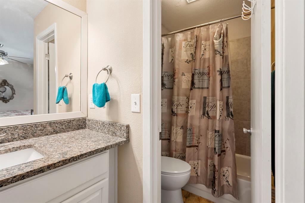 1408 Wroxton Way Property Photo 16