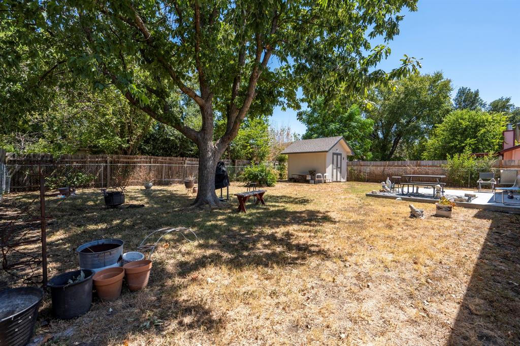1408 Wroxton Way Property Photo 22