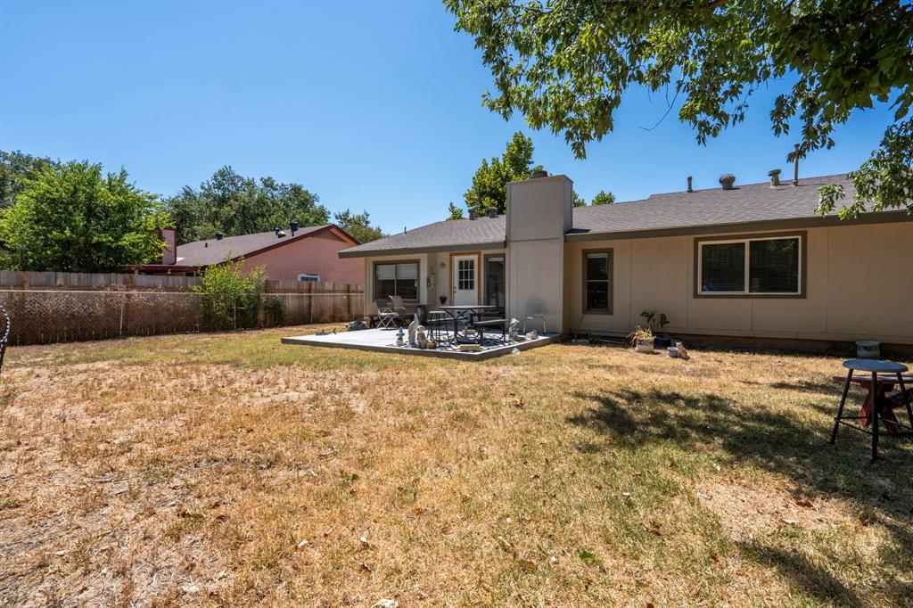 1408 Wroxton Way Property Photo 23