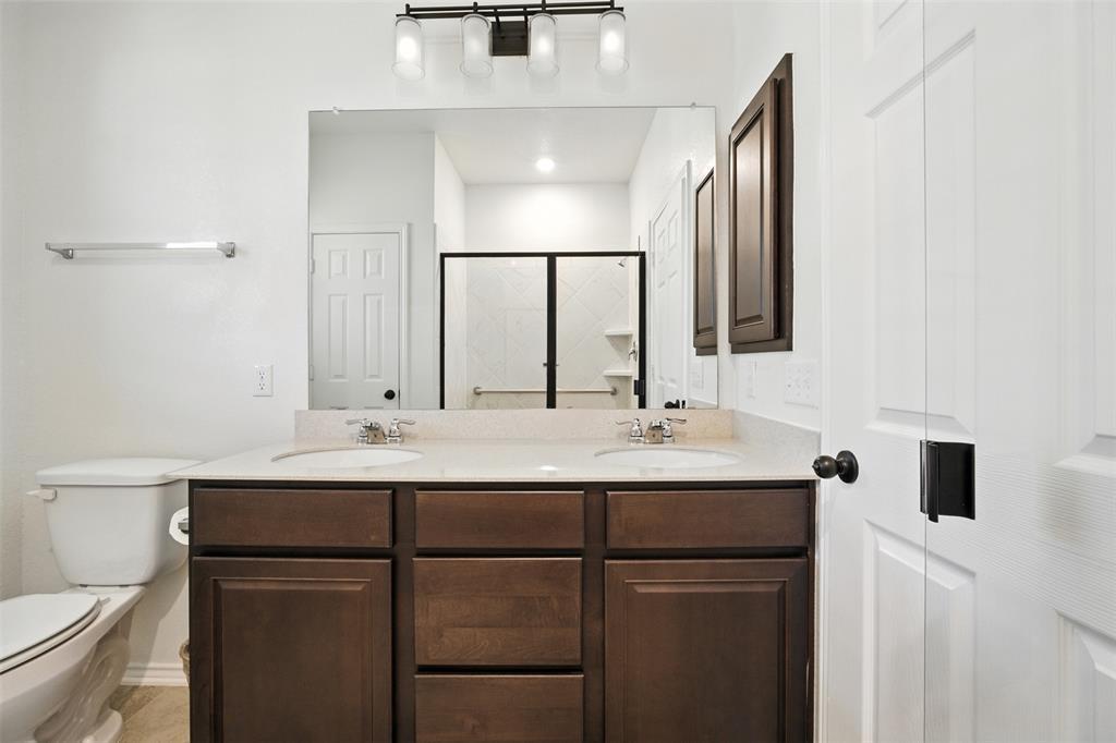 512 Lady Swiss Ln Property Photo 32
