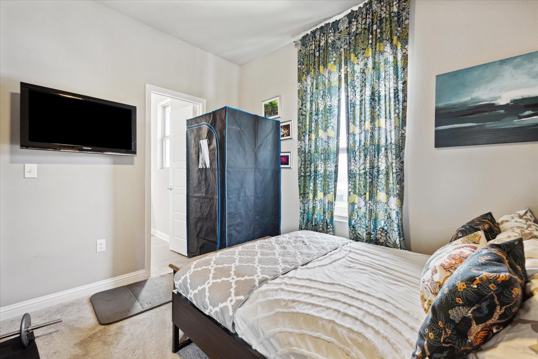 1503 Lawrence St Property Photo 16