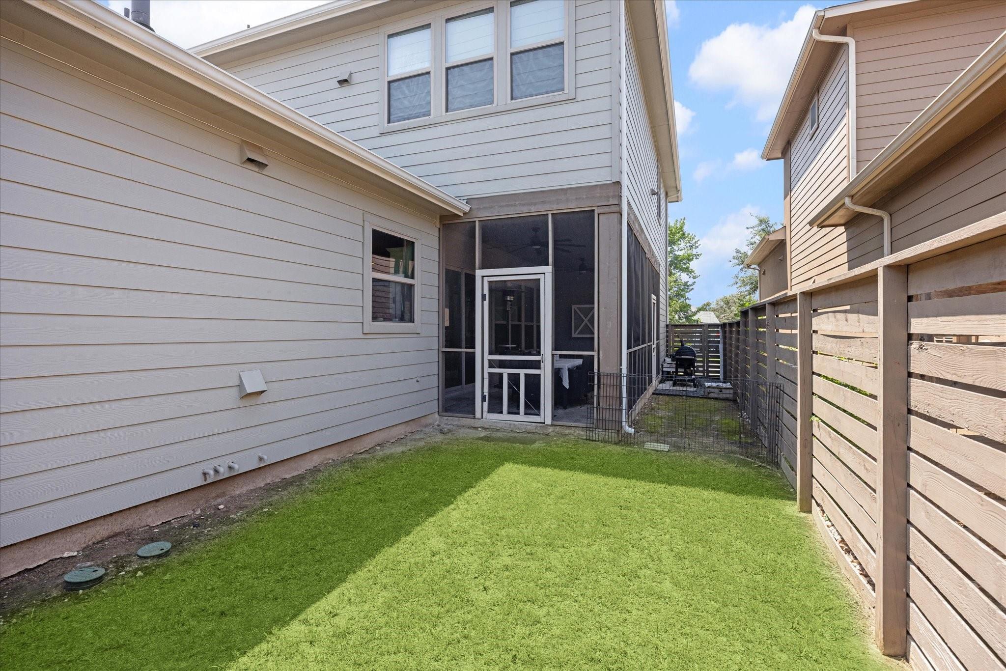 1503 Lawrence St Property Photo 20