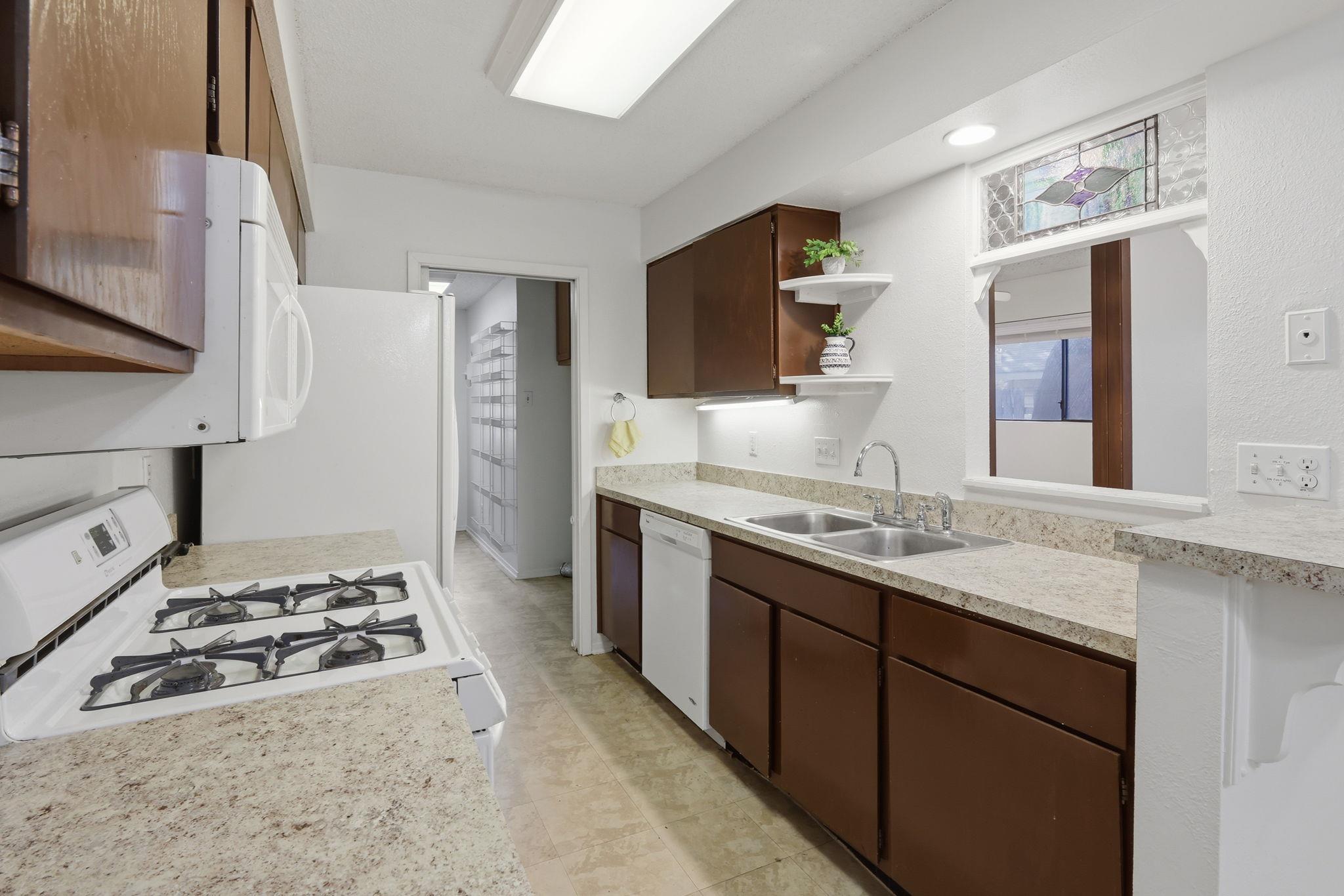 12416 Deer Falls Dr #b Property Photo 13