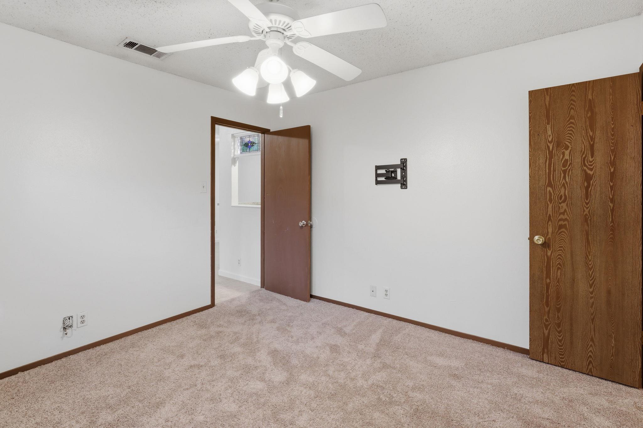12416 Deer Falls Dr #b Property Photo 17
