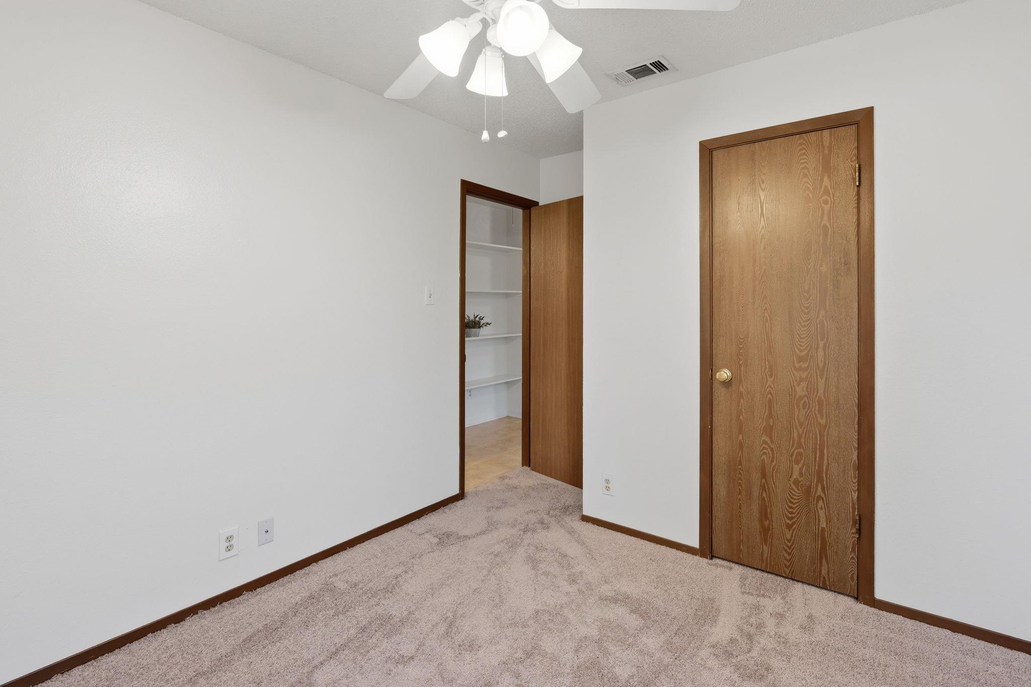 12416 Deer Falls Dr #b Property Photo 22