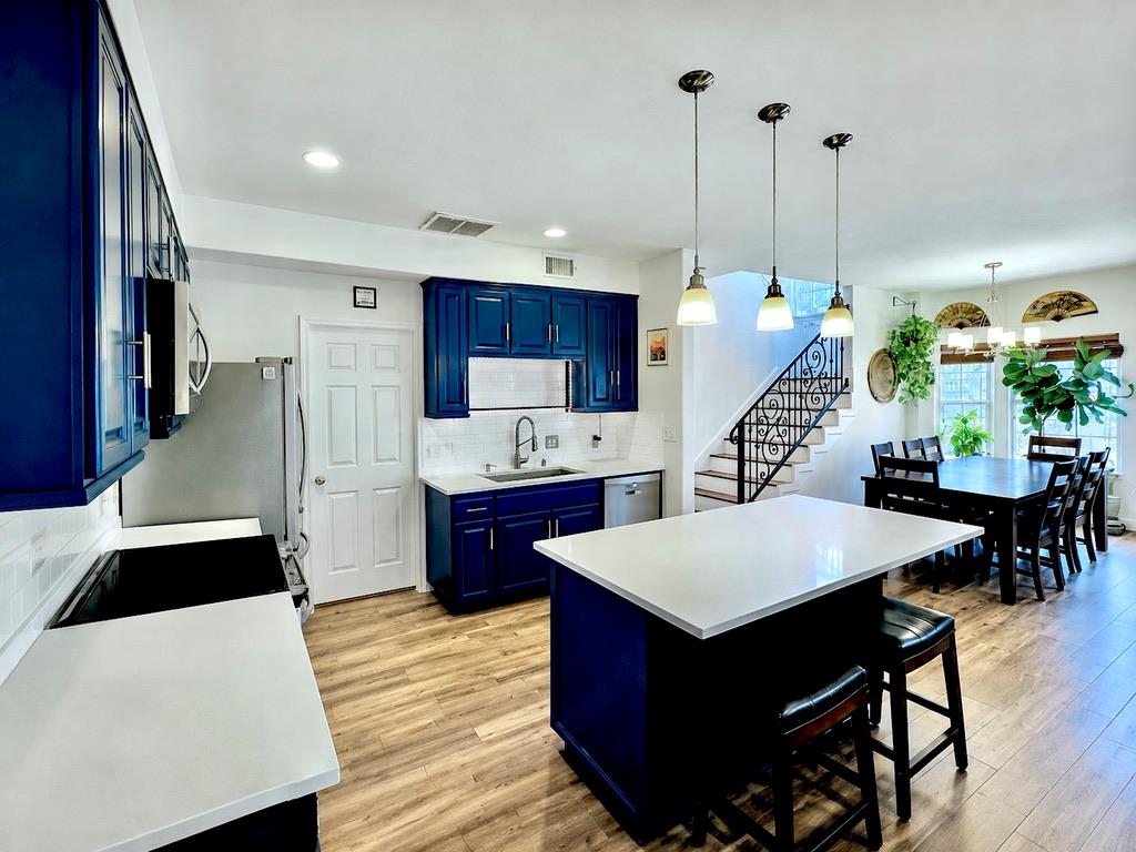1612 N Miriam Ave #b Property Photo 6