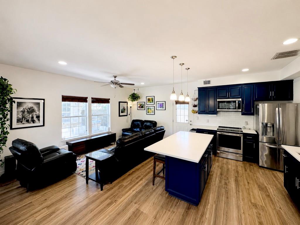 1612 N Miriam Ave #b Property Photo 7