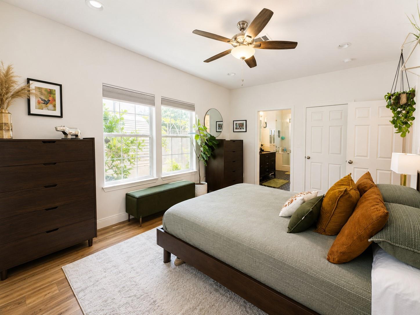 1612 N Miriam Ave #b Property Photo 14