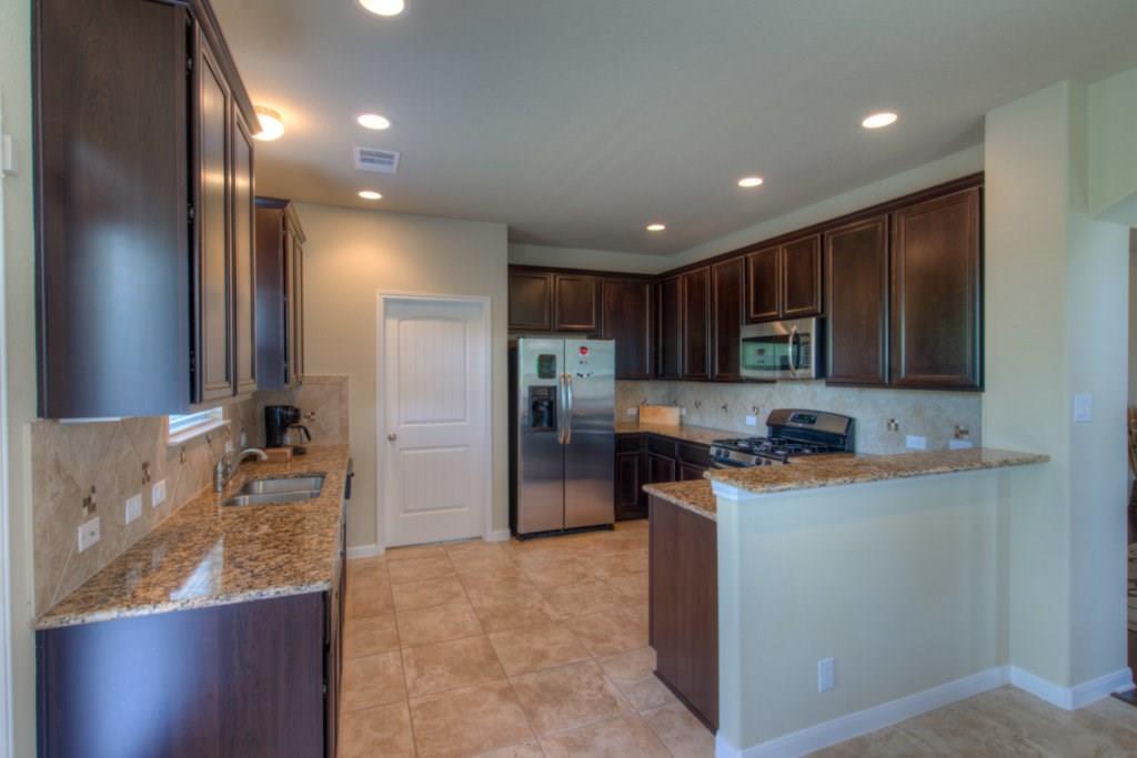 8520 White Ibis Dr Property Photo 6