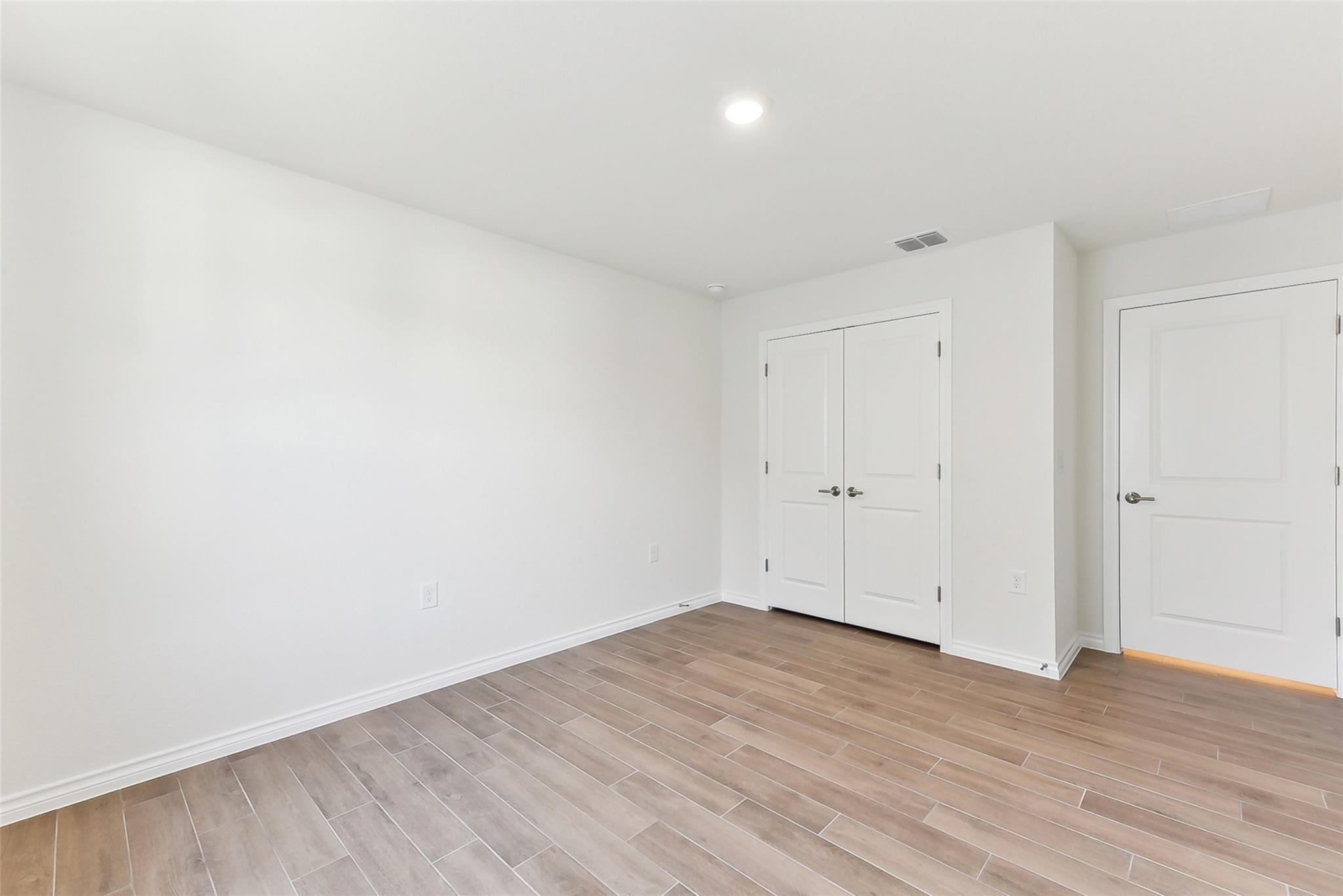 139 Stewart Dr 101 Property Photo 12