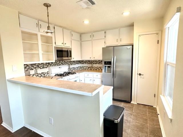 5934 Kevin Kelly Pl Property Photo 4