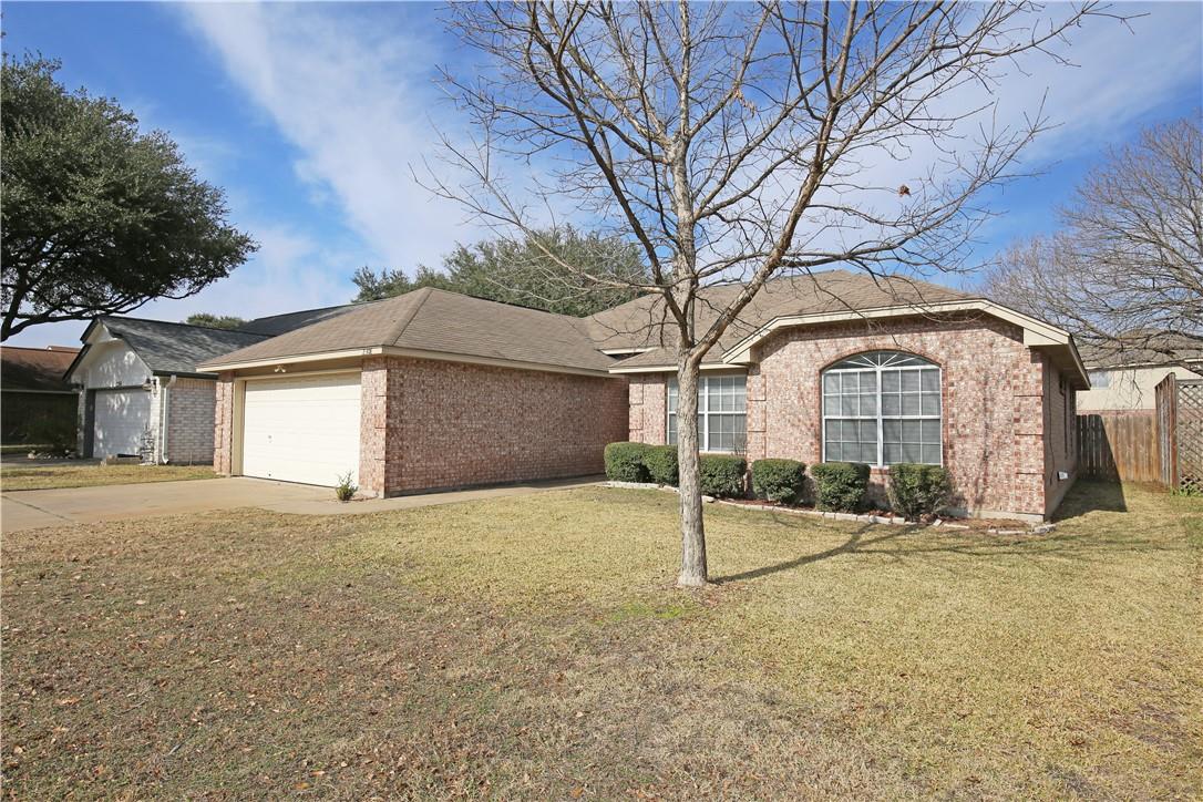 2308 Sycamore Trl Property Photo 2