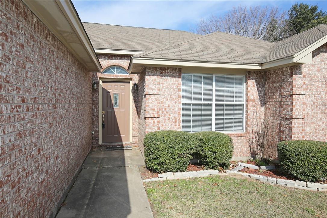 2308 Sycamore Trl Property Photo 3