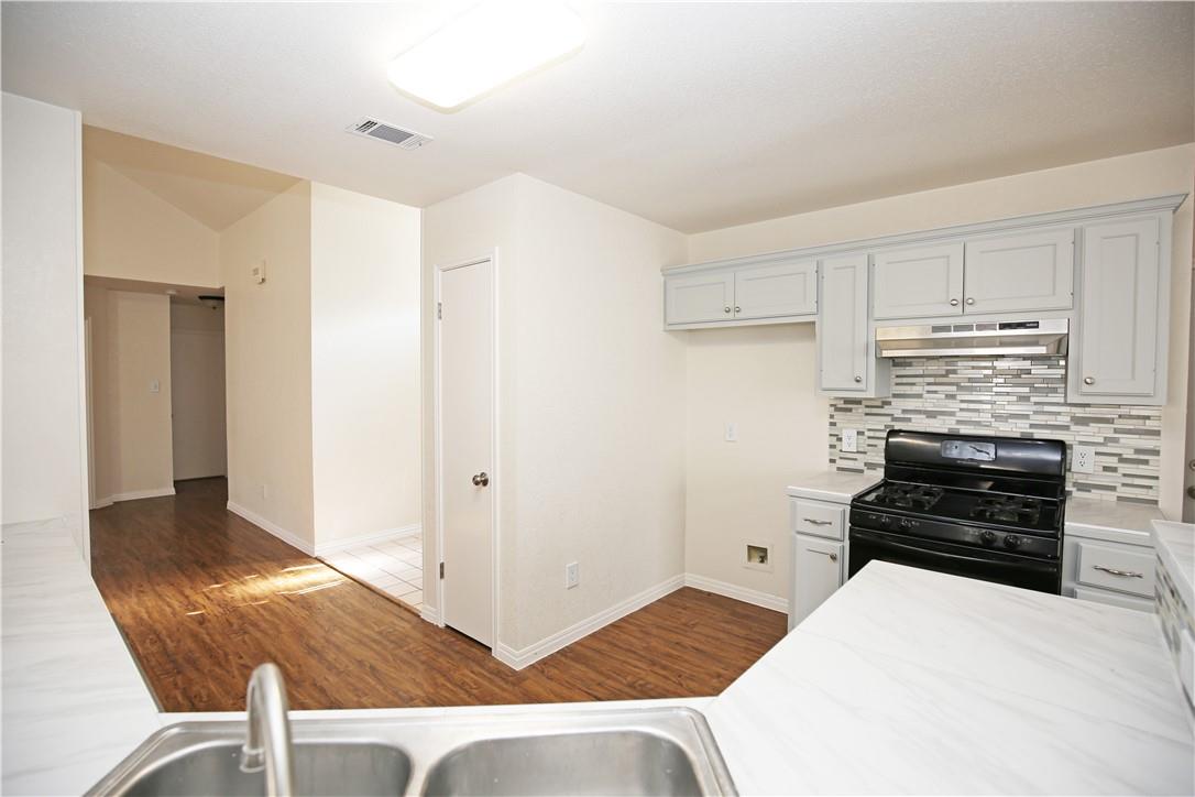 2308 Sycamore Trl Property Photo 7