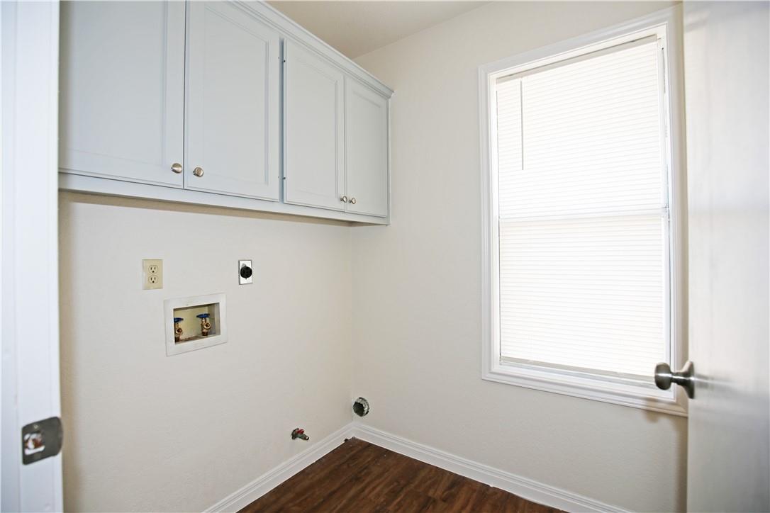 2308 Sycamore Trl Property Photo 9