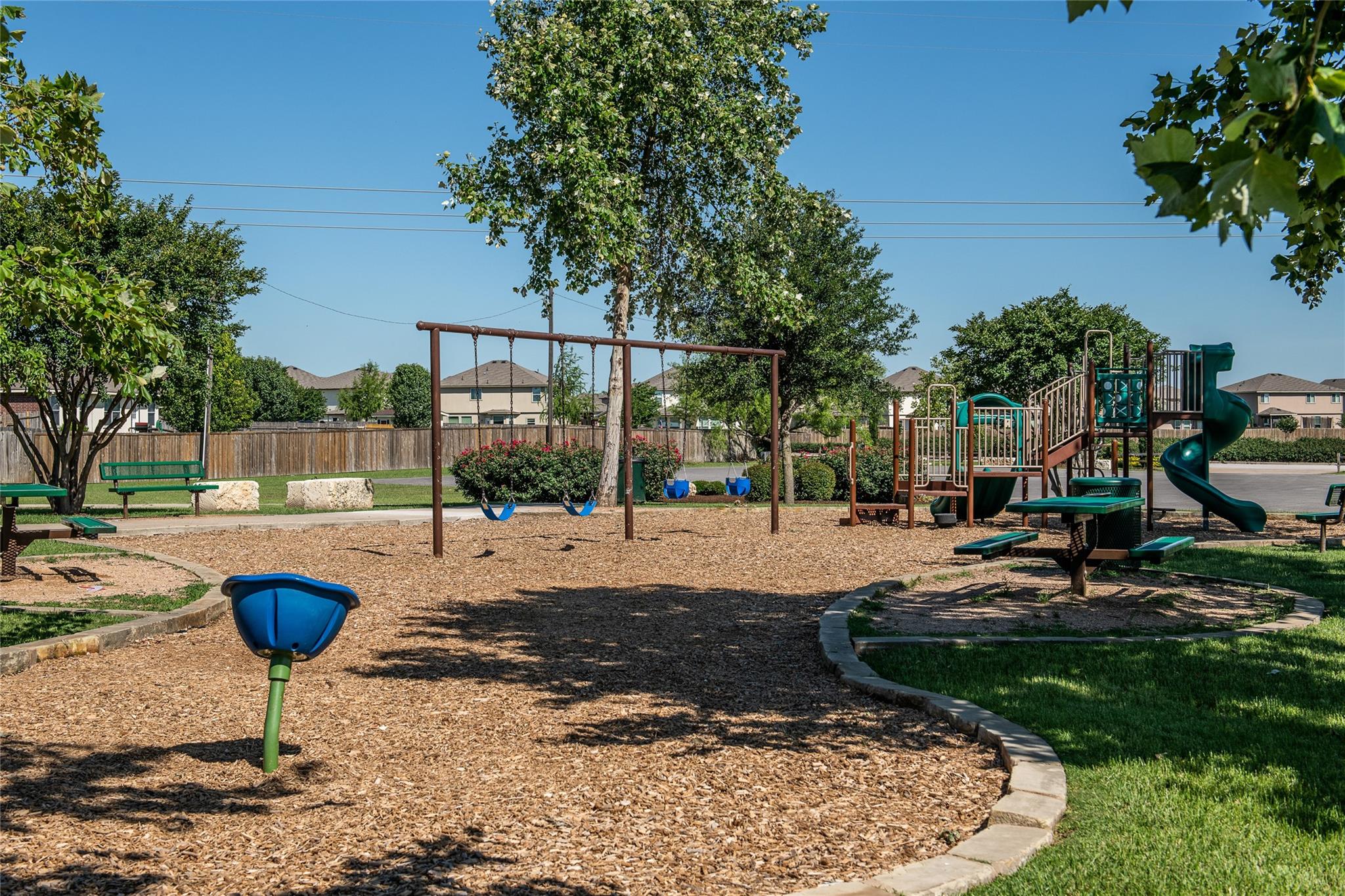 223 Enforcer Loop Property Photo 15