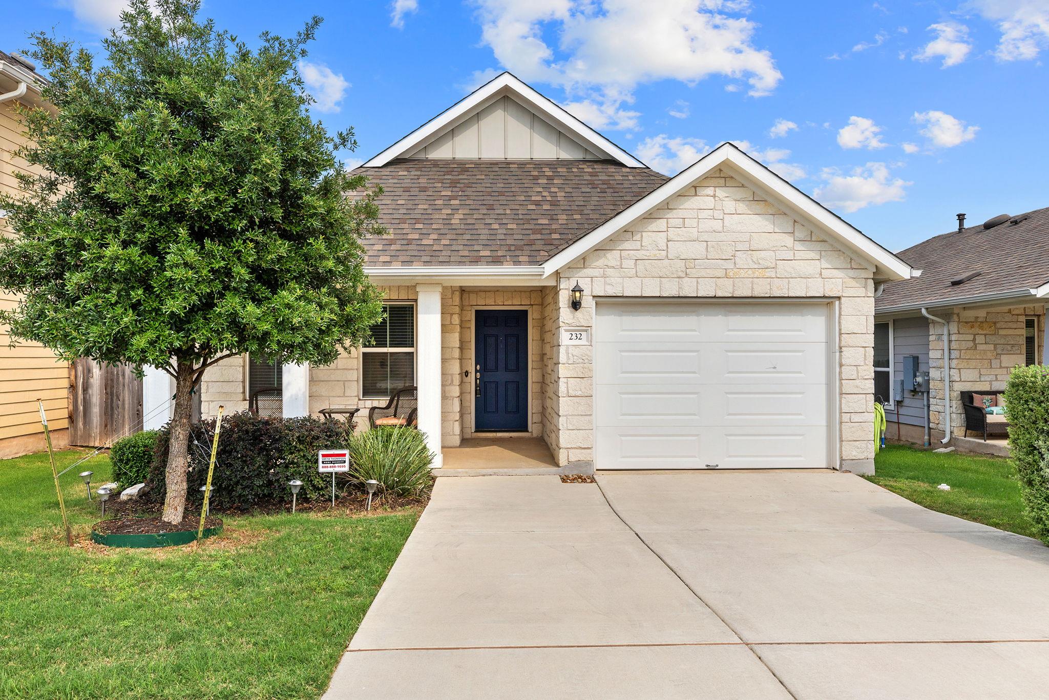 232 Gaida Loop Property Photo 1