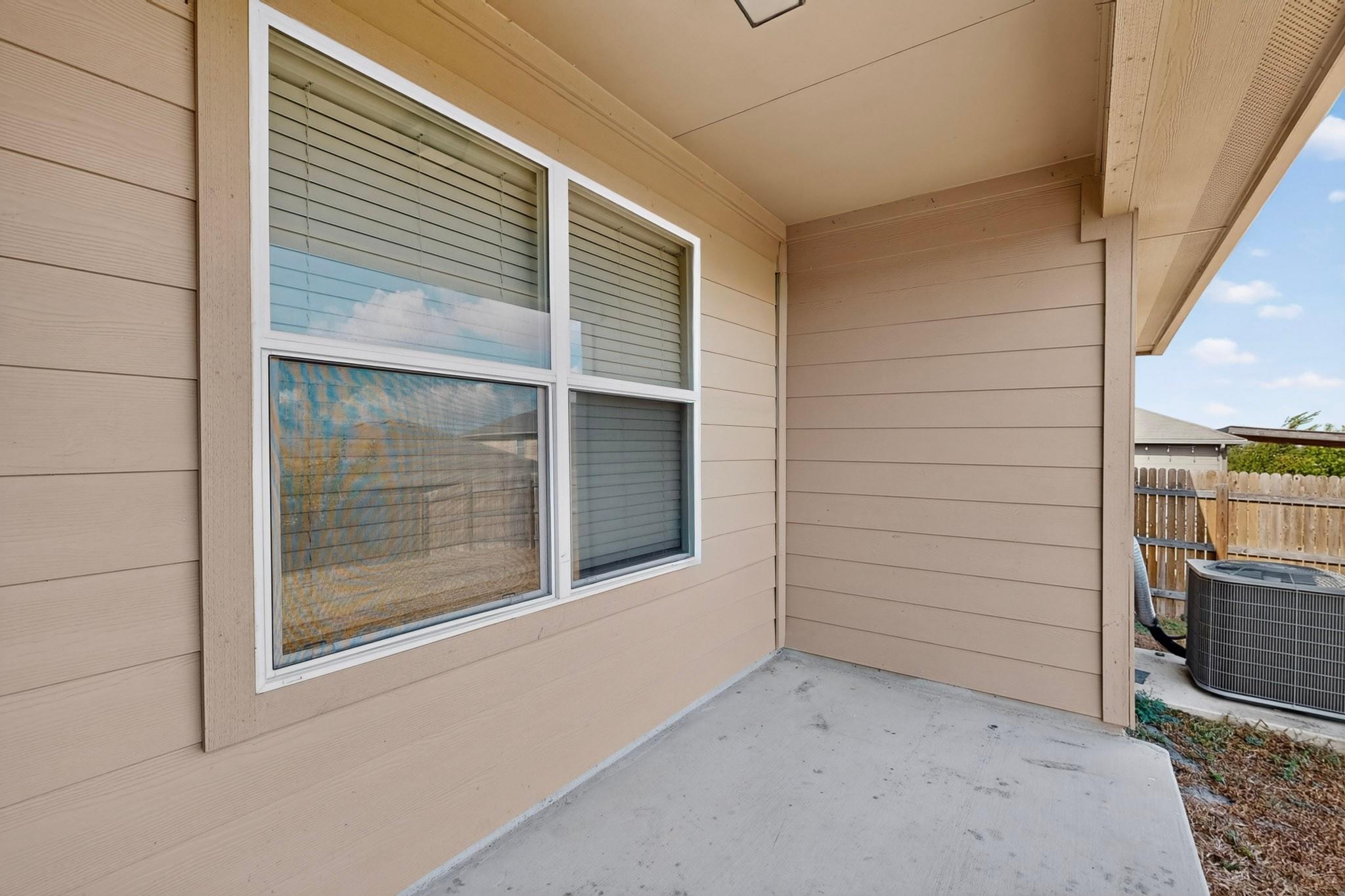402 Pentire Way Property Photo 35