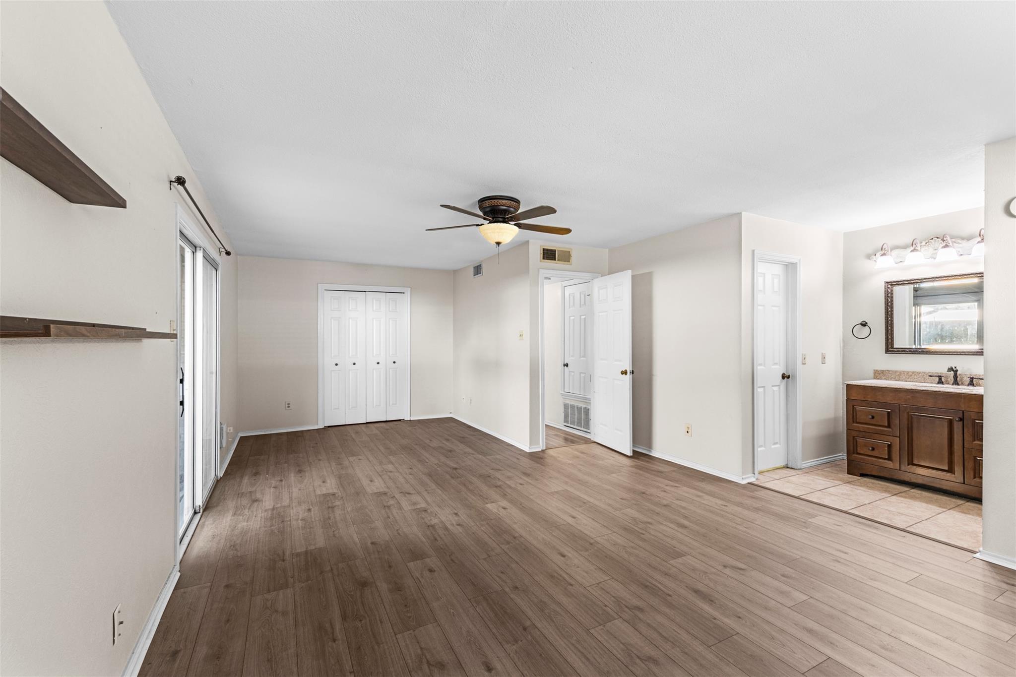 2100 Kippling Dr #128 Property Photo 13