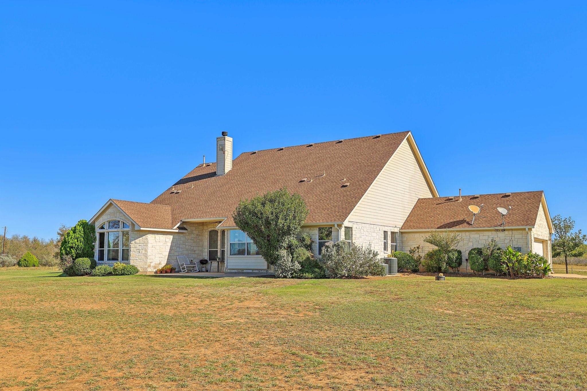 1525 Fm 1704 Property Photo 28