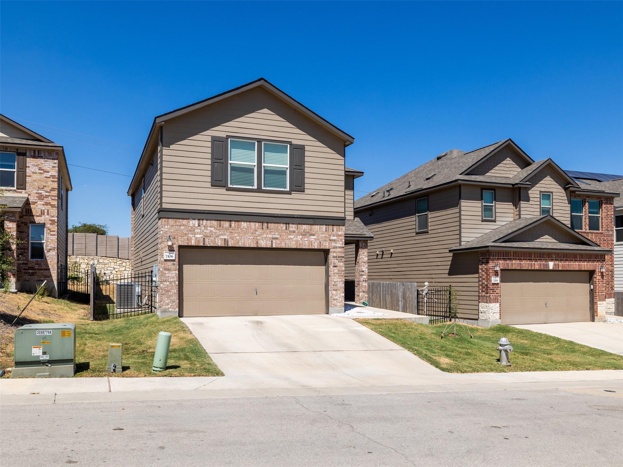 7106 Summer Tanager Dr #18 Property Photo 2
