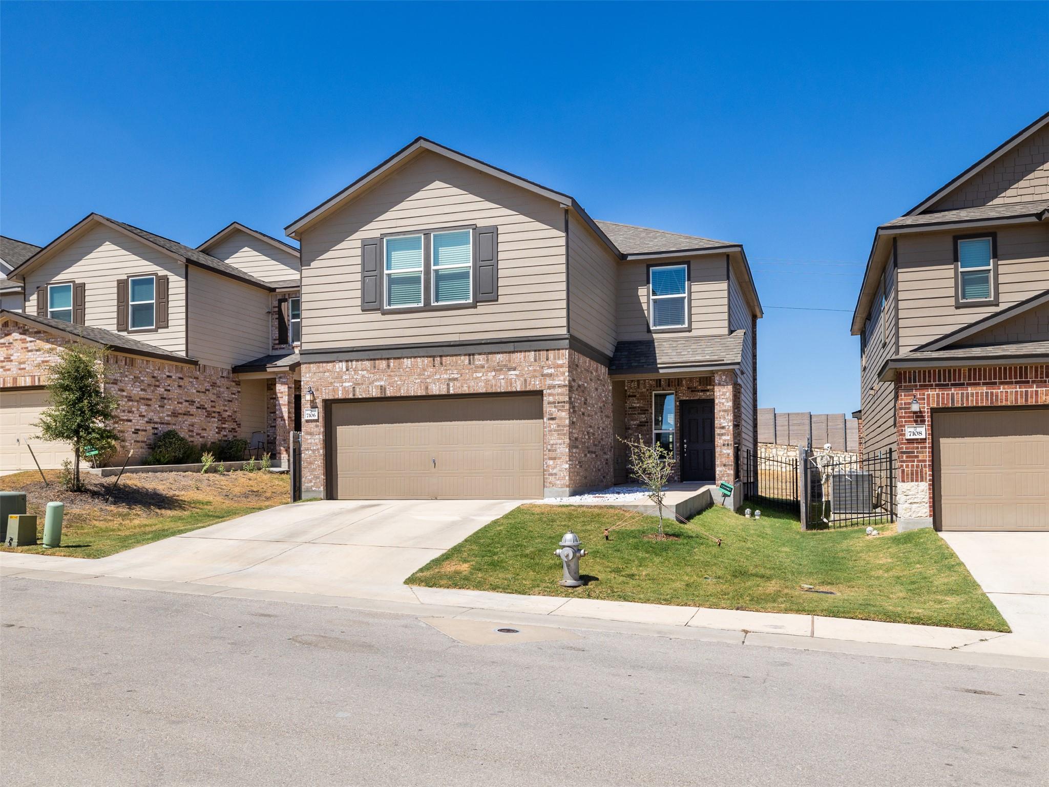 7106 Summer Tanager Dr #18 Property Photo 4