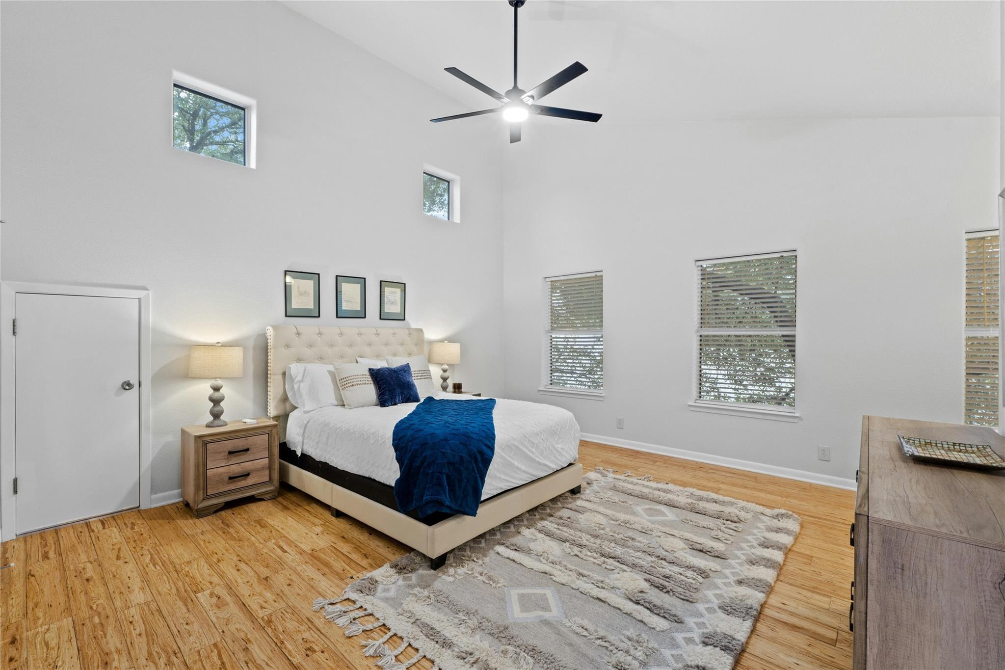 1304 Alamo St Property Photo 13