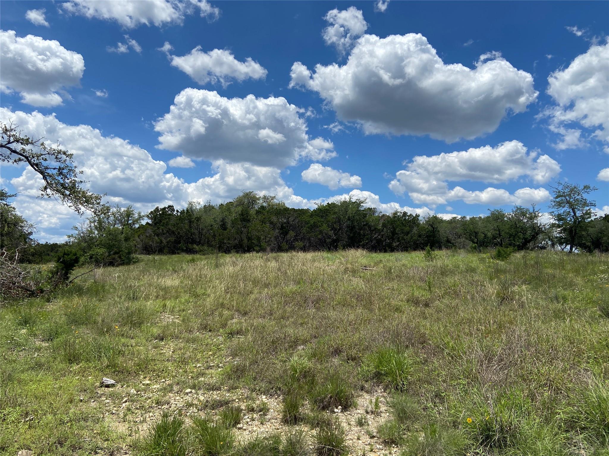 00 Fm 32 Dr Property Photo 8